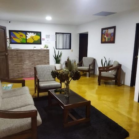 Hostal Villa Del Sol ซาเลนโต ภายนอก รูปภาพ