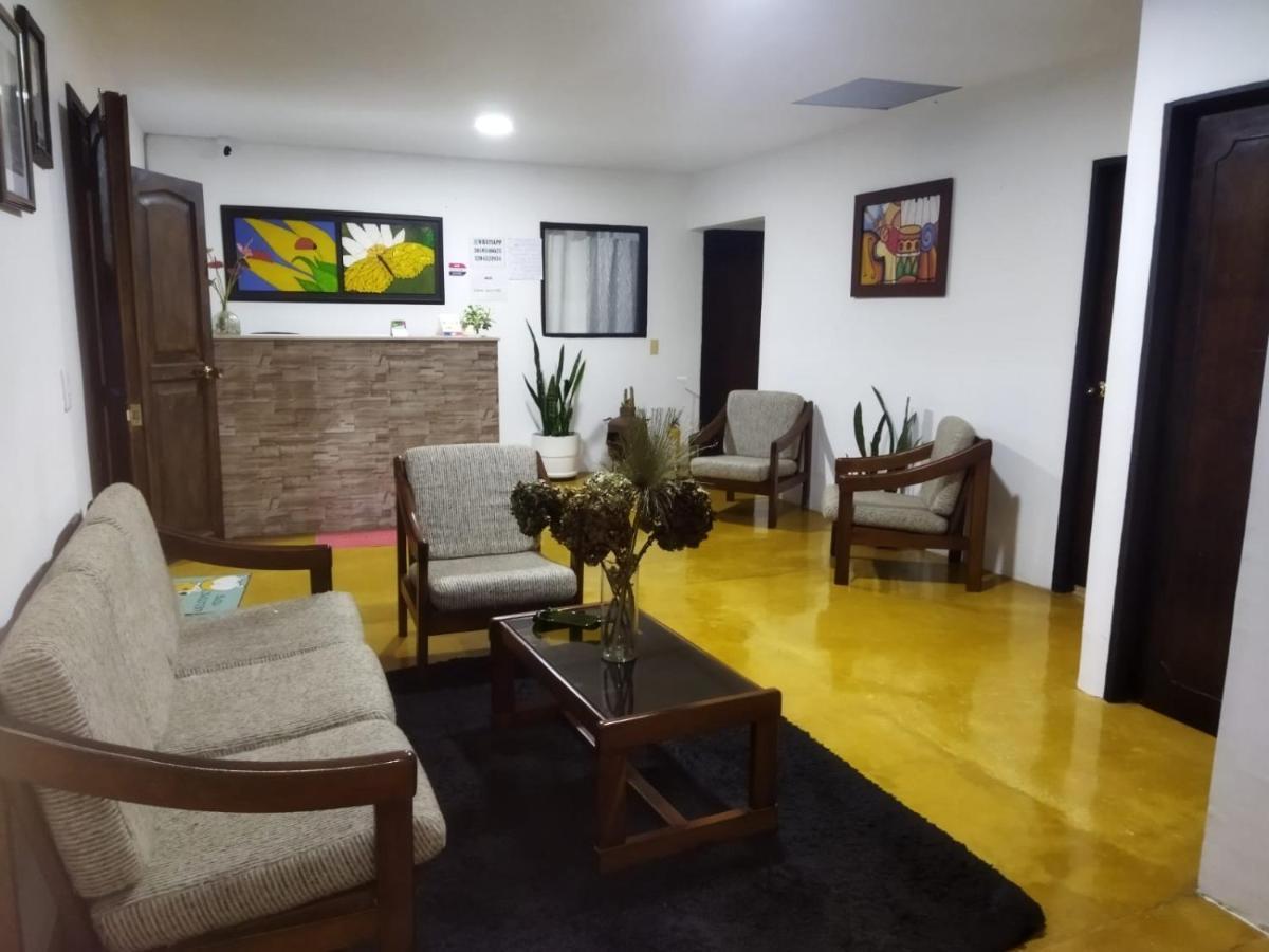 Hostal Villa Del Sol ซาเลนโต ภายนอก รูปภาพ