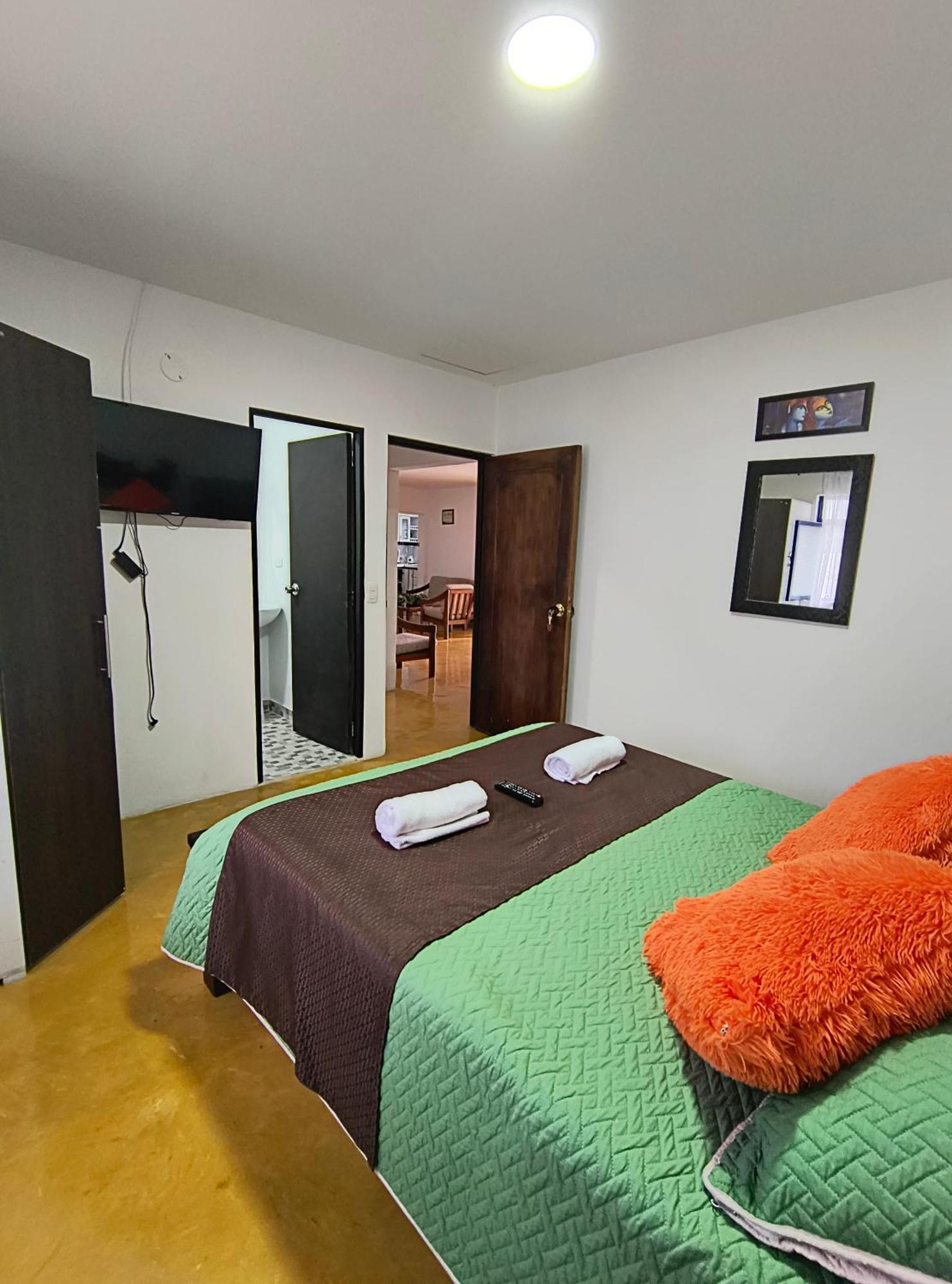Hostal Villa Del Sol ซาเลนโต ภายนอก รูปภาพ
